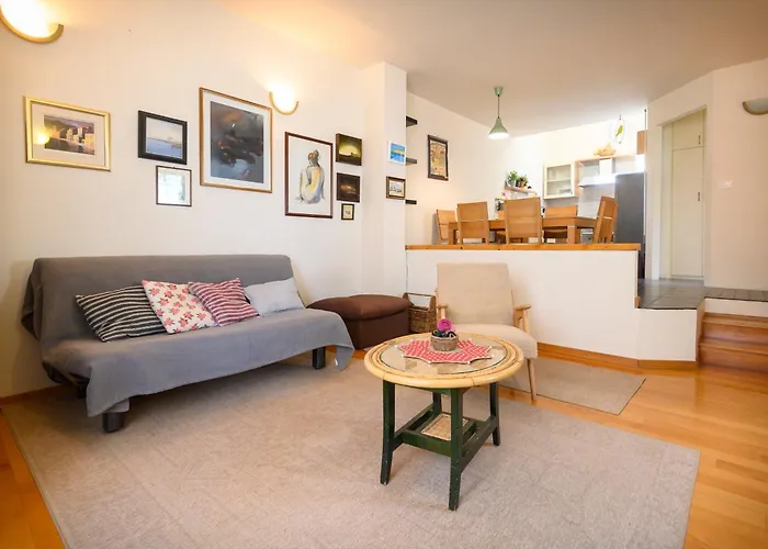 House Marjan