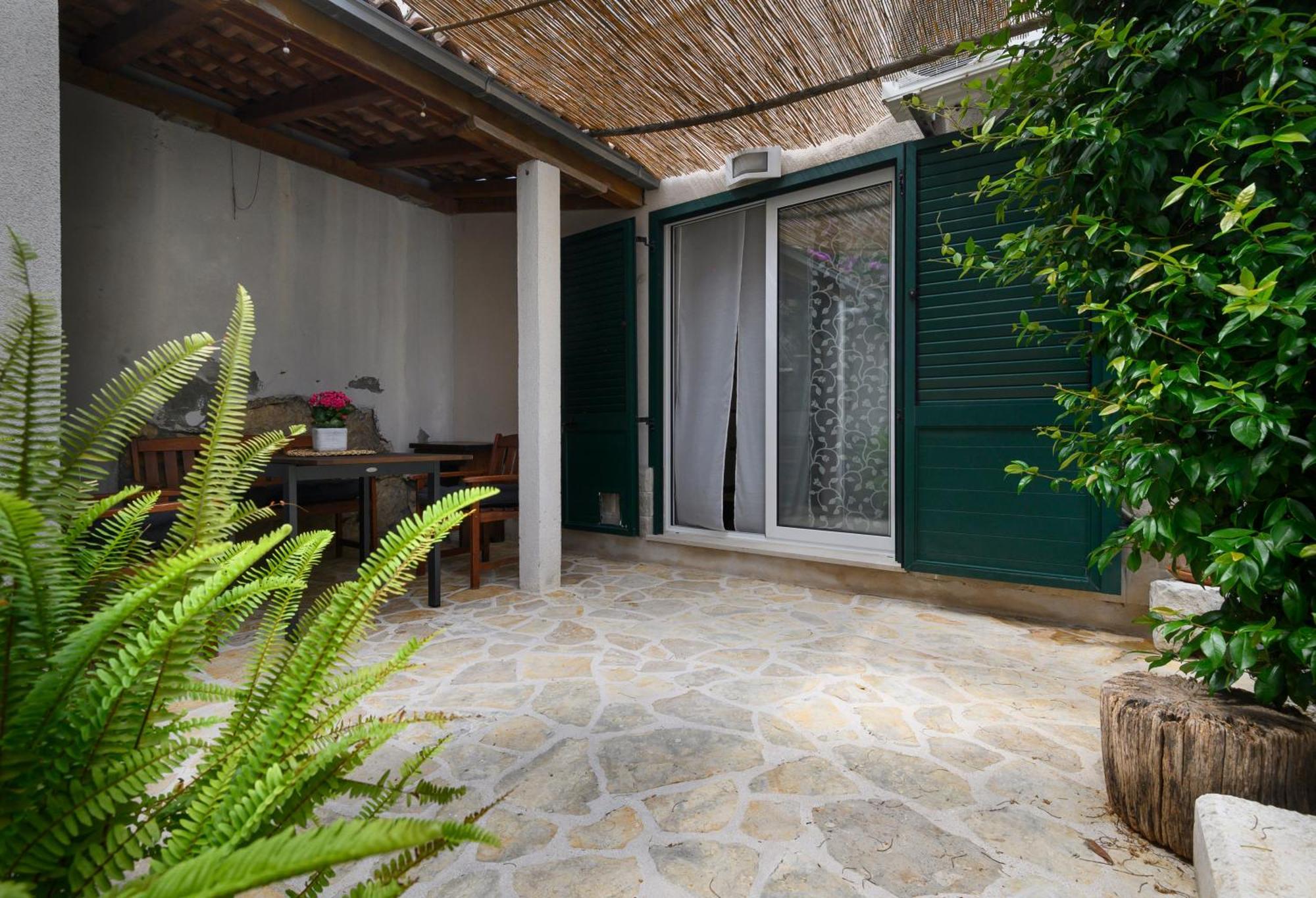 House Marjan